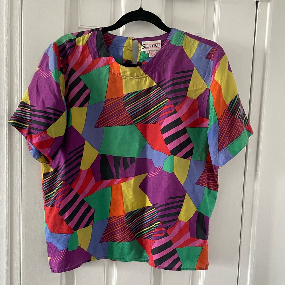 80’s 90’s colorful geometric Barbie-vibes silk blouse
